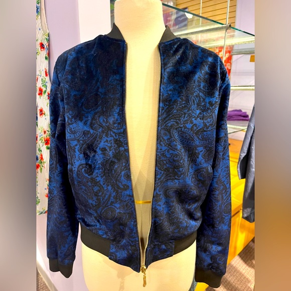 Women jacket, bomber jacket, light jacket for spring, short jacket, suede jacket - Picture 1 of 4